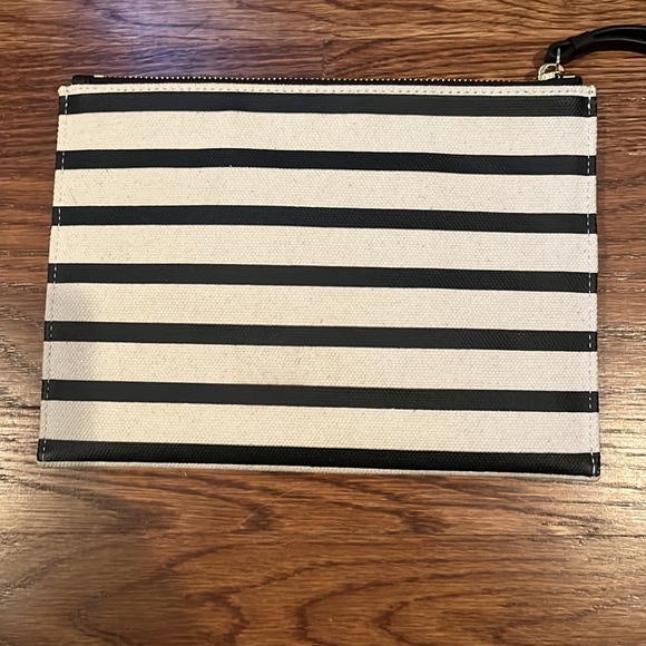 Kate Spade By the Pool Wristlet - Picture 4 of 6